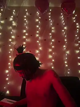 Snapshot of magic_man1085 chatting on 02.13.26 magic man1085 online show from 02.13.26