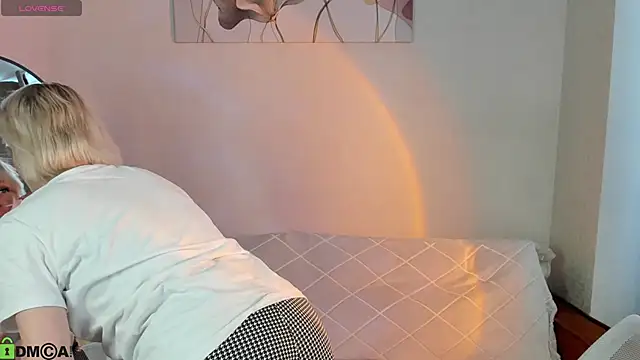 Ann Annise online show from 04.09.26