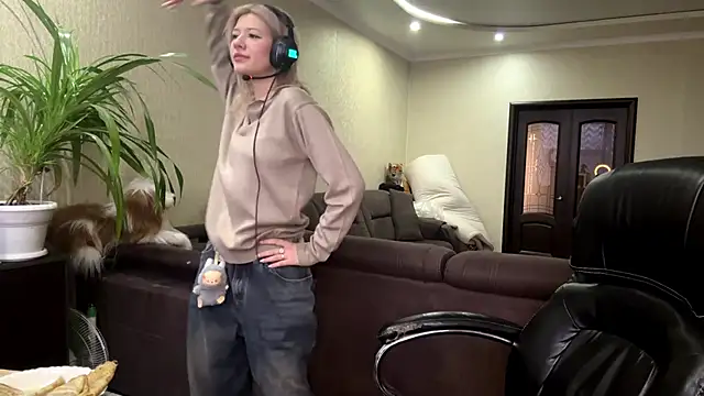 Snapshot of LadyFoxLove chatting on 02.02.26 LadyFoxLove online show from 02.02.26