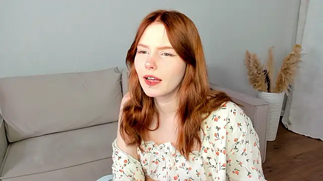 Julia Anis online show from 03.09.26