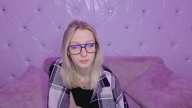 Snapshot of Akiro_Kim7 chatting on 02.24.26 Akiro Kim7 online show from 02.24.26