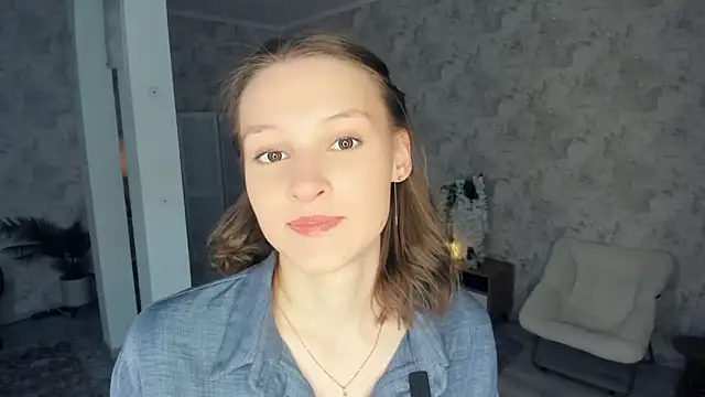 LianneBynon online show from 02.08.26