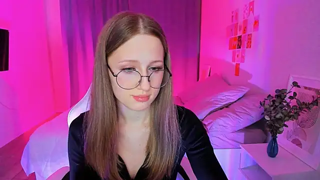 Snapshot of Vega_Taylor chatting on 03.02.26 Vega Taylor online show from 03.02.26