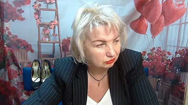 Snapshot of RenataDaster chatting on 05.12.26 RenataDaster online show from 05.12.26