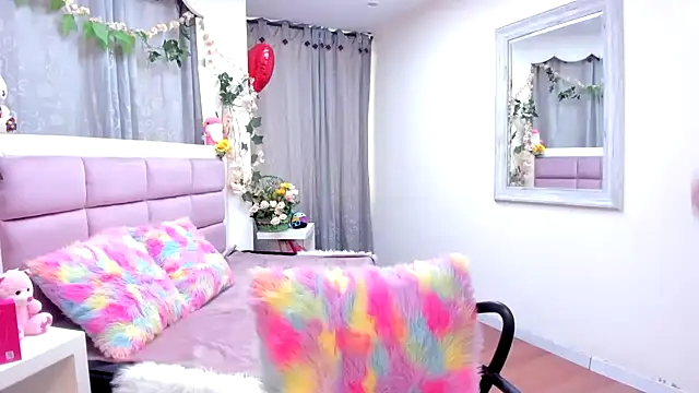 Snapshot of Keiry_Paloma chatting on 02.21.26 Keiry Paloma online show from 02.21.26