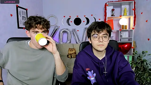 Snapshot of kevin_nix chatting on 02.12.26 kevin nix online show from 02.12.26