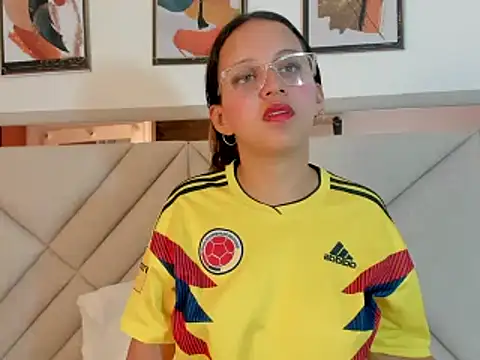 Snapshot of AmberQueen1 chatting on 02.07.26 AmberQueen1 online show from 02.07.26