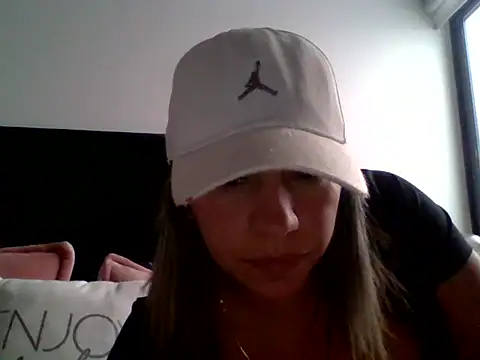 Snapshot of Ambar_Cortes chatting on 02.05.26 Ambar Cortes online show from 02.05.26