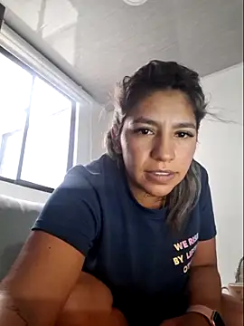 Snapshot of Ambar_Cortes chatting on 02.12.26 Ambar Cortes online show from 02.12.26