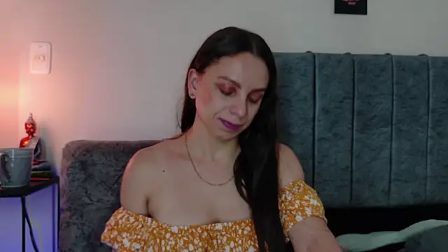 NatalyGuzman26 online show from 03.25.26