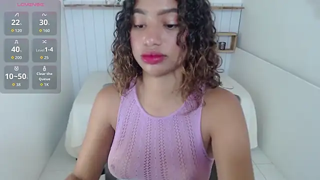 Mona Mistic online show from 04.22.26