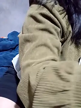 Snapshot of Slutty_18 chatting on 02.17.26 Slutty 18 online show from 02.17.26