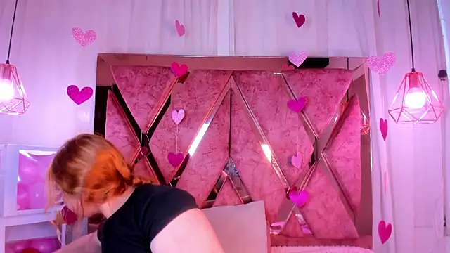 Snapshot of shantal_cooper_ chatting on 02.19.26 shantal cooper online show from 02.19.26