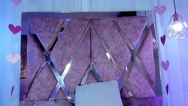 Snapshot of shantal_cooper_ chatting on 02.26.26 shantal cooper online show from 02.26.26