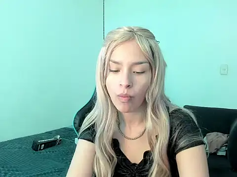 Snapshot of Megan_Blue_ chatting on 02.17.26 Megan Blue online show from 02.17.26