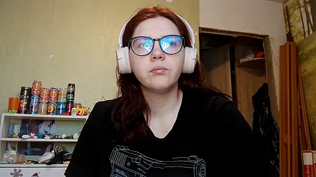 Snapshot of VannessaDillenbeck chatting on 02.03.26 VannessaDillenbeck online show from 02.03.26