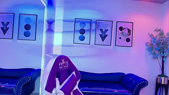 Maddie T18 online show from 03.28.26