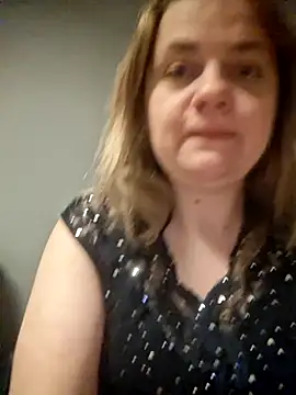 Snapshot of VitniKis chatting on 02.02.26 VitniKis online show from 02.02.26