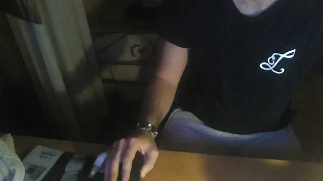 Snapshot of ragazzo200996 chatting on 02.23.26 ragazzo200996 online show from 02.23.26