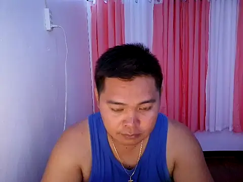 Snapshot of bigloadfox chatting on 04.24.26 bigloadfox online show from 04.24.26