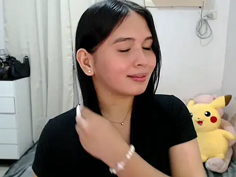 lovely Janeee online show from 07.04.26