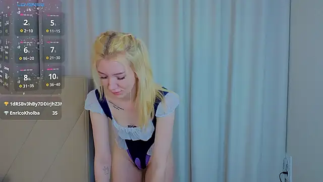 Snapshot of Taraheers chatting on 02.20.26 Taraheers online show from 02.20.26