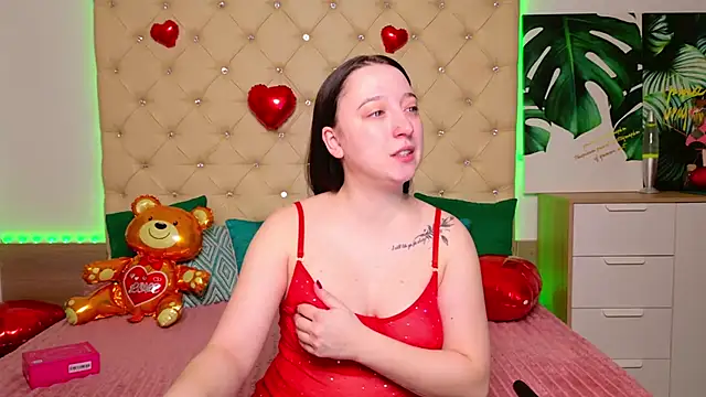 Snapshot of AwaMax chatting on 02.11.26 AwaMax online show from 02.11.26