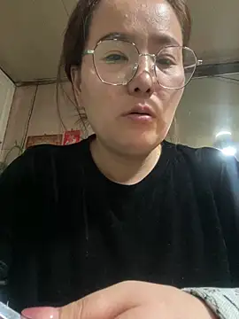 Snapshot of Youyou_12 chatting on 02.19.26 Youyou 12 online show from 02.19.26