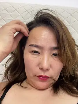 Youyou 12 online show from 04.17.26