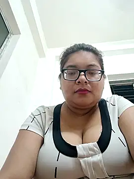 Elie Hallway online show from 04.22.26