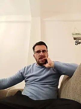 Snapshot of NatanCasad0 chatting on 02.15.26 NatanCasad0 online show from 02.15.26