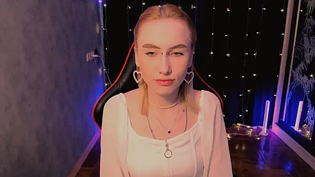 Snapshot of crybambi chatting on 02.23.26 crybambi online show from 02.23.26