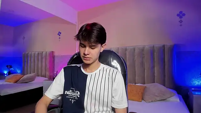 Derek Sinn online show from 04.08.26