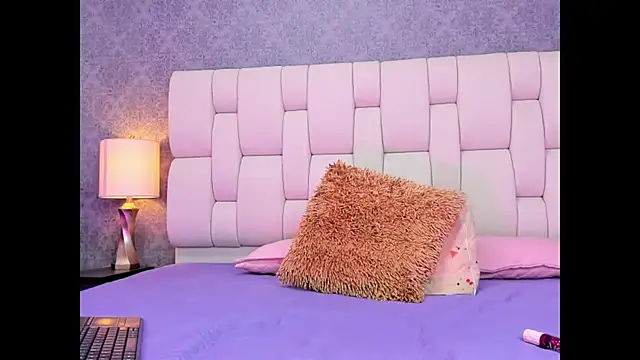 sophiaa10 online show from 03.10.26