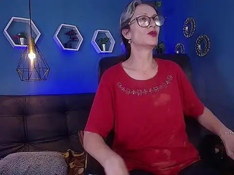 laurasofia45 online show from 03.03.26