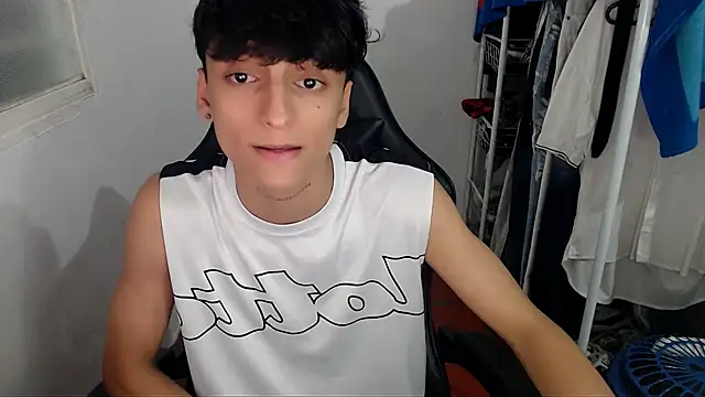 Snapshot of BOY_0914 chatting on 02.19.26 BOY 0914 online show from 02.19.26