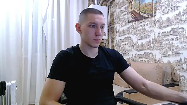 Snapshot of markbodrov chatting on 04.21.26 markbodrov online show from 04.21.26