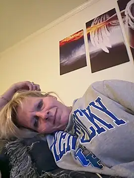 Snapshot of FireAfterDark chatting on 02.19.26 FireAfterDark online show from 02.19.26