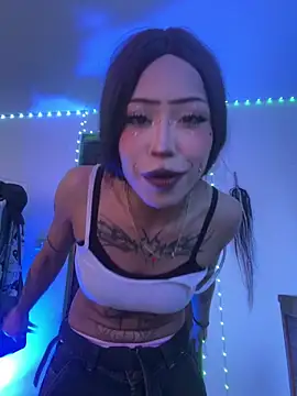 suky pou online show from 02.11.26