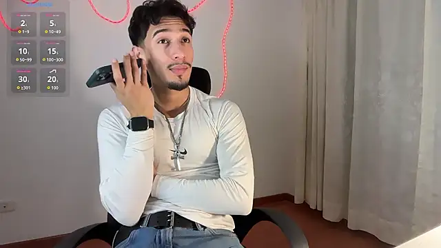 Snapshot of rafael_stone11 chatting on 02.20.26 rafael stone11 online show from 02.20.26