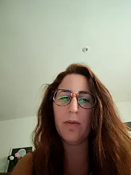 Maya Brooke online show from 08.04.26