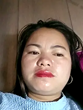 Snapshot of emlylyxinh chatting on 02.11.26 emlylyxinh online show from 02.11.26