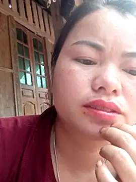 Snapshot of emlylyxinh chatting on 02.13.26 emlylyxinh online show from 02.13.26