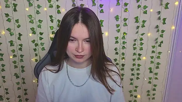 Snapshot of AliceIMonta chatting on 02.27.26 AliceIMonta online show from 02.27.26