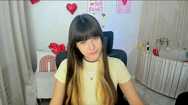 Snapshot of GentleTeas chatting on 02.14.26 GentleTeas online show from 02.14.26