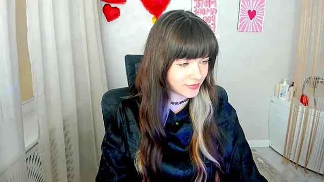 Snapshot of GentleTeas chatting on 02.19.26 GentleTeas online show from 02.19.26