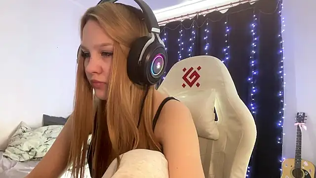 Snapshot of axin_burnell chatting on 02.27.26 axin burnell online show from 02.27.26