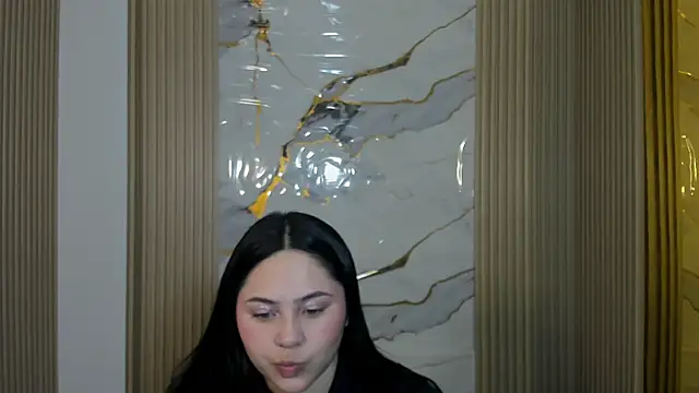 Siena Tay online show from 04.06.26