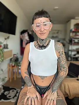 Snapshot of xsadtanas chatting on 02.09.26 xsadtanas online show from 02.09.26