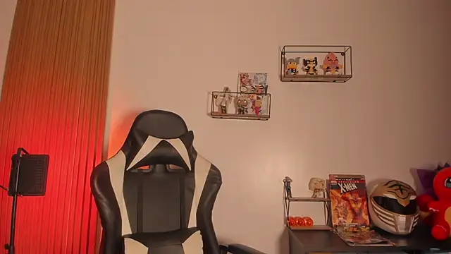 SebastianMaximoff  online show from 02.20.26